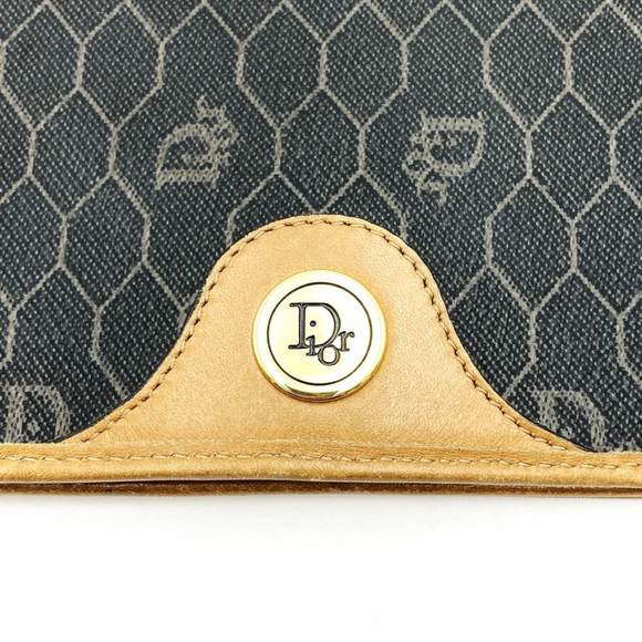 CHRISTIAN DIOR Black Leather Shoulder Bag - Picture 2 of 10